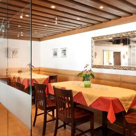 Hotell Sonnenhotel Zaubek Treffen