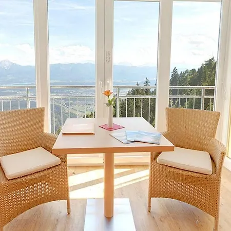 Sonnenhotel Zaubek Treffen