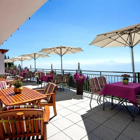 Sonnenhotel Zaubek Hotel Treffen