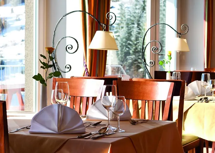 Sonnenhotel Zaubek Hotel Treffen